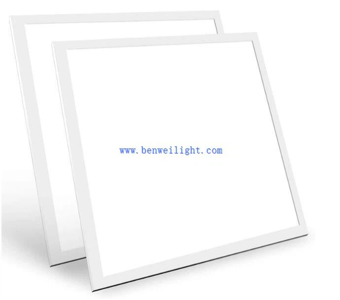 Panell pla quadrat LED integrat regulable