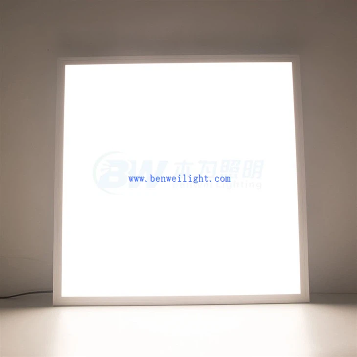 Llums de sostre amb retroil·luminació