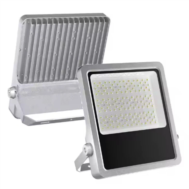 Llums led de seguretat exterior de l'estadi
