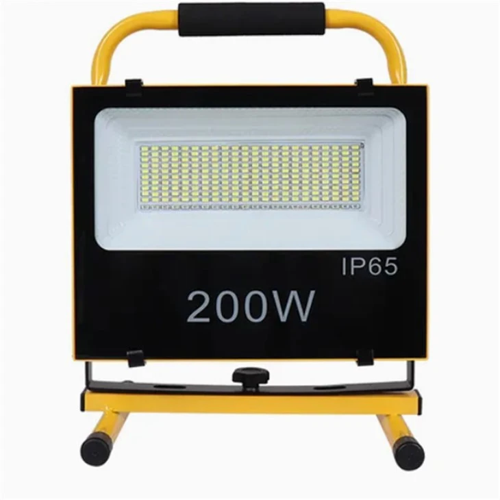 Projectors LED portàtils 100W